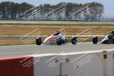 media/Apr-30-2022-CalClub SCCA (Sat) [[98b58ad398]]/Around the Pits/